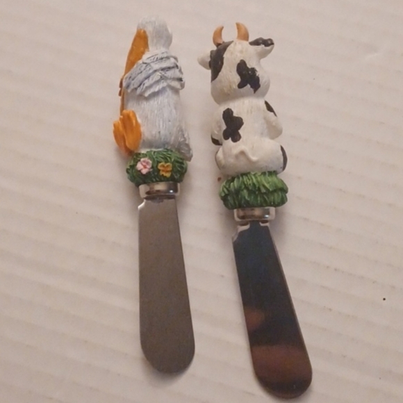 4/$30 Animal Shaped Spreaders - Set of 2 - Picture 2 of 5